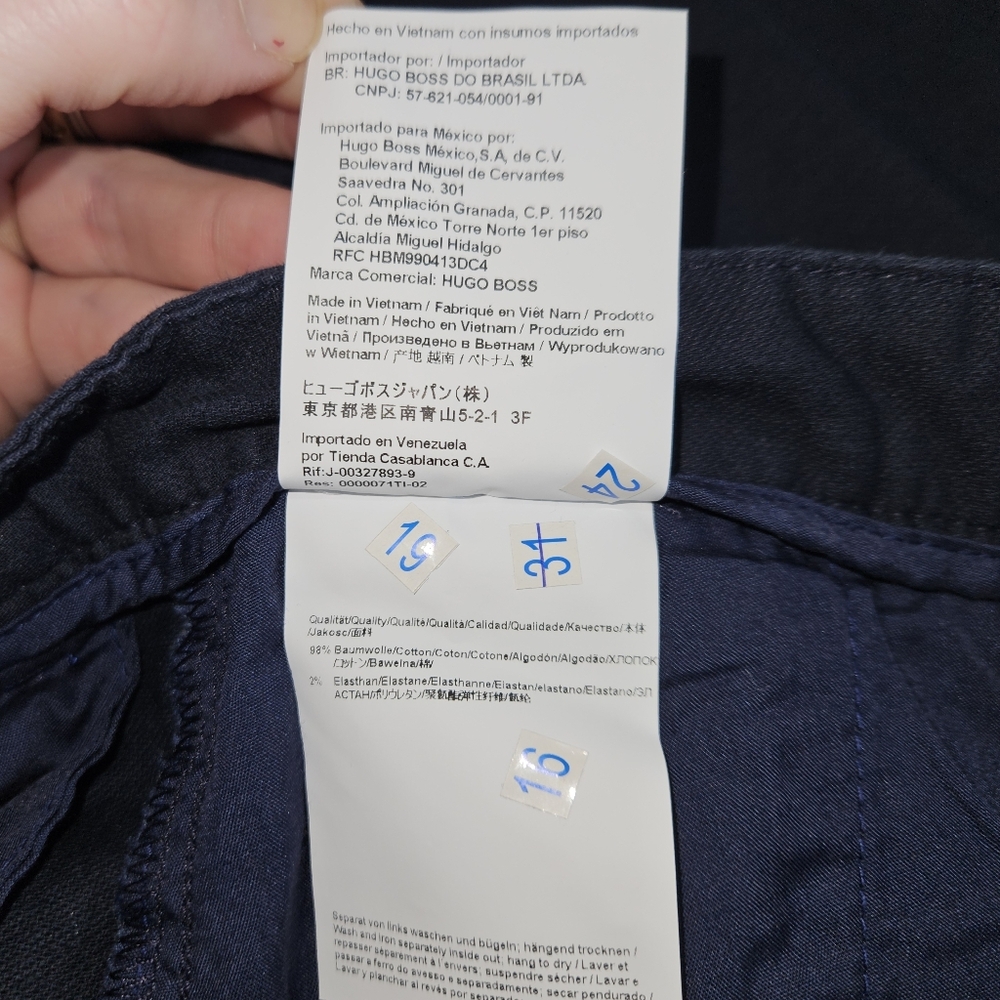 NWT! Hugo Boss Dark Blue Shorts Men's Size 36 R NEW $98 MSRP - Picture 13 of 16